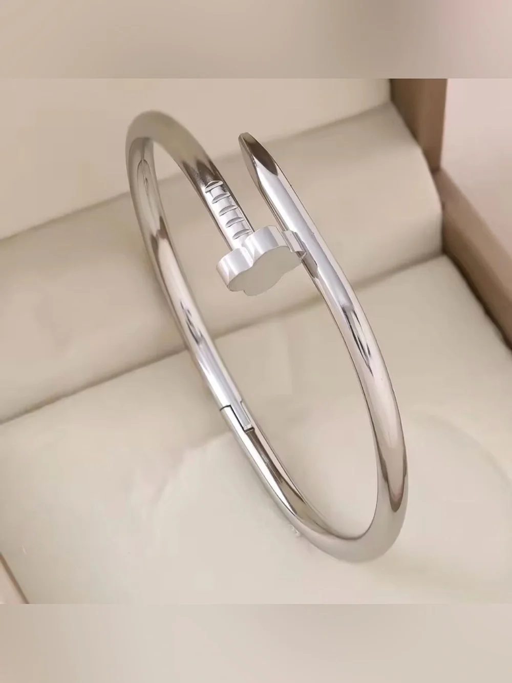 Nail Motif Bangle Bracelet Set of 3 Silver